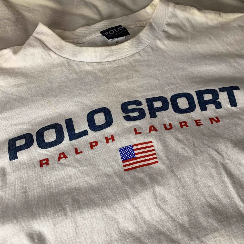 Ralph Lauren T-shirt Storlek M. T-shirts.