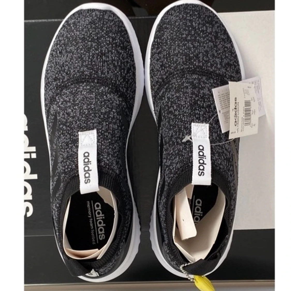 HELT NYA Adidas Ultimafusion Black/Grey - 91