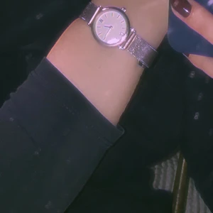 silver Klocka  - jätte fin basic klocka!frakt ingår🥰🥰p.s justerbar