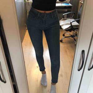 Levi’s jeans som endast är använda ett fåtal gånger. Inköpspris: 1000kr 