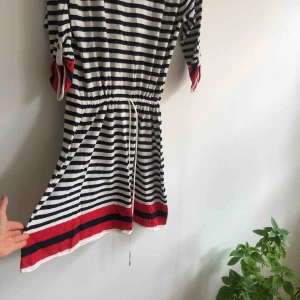  - OBS! Stor rensar hemma och säljer massor BILLIGT! Allt 3 för 2. Enkel/snabb affär prioriteras.