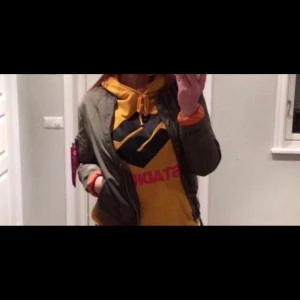 Alpha jacka - 1 år gammal