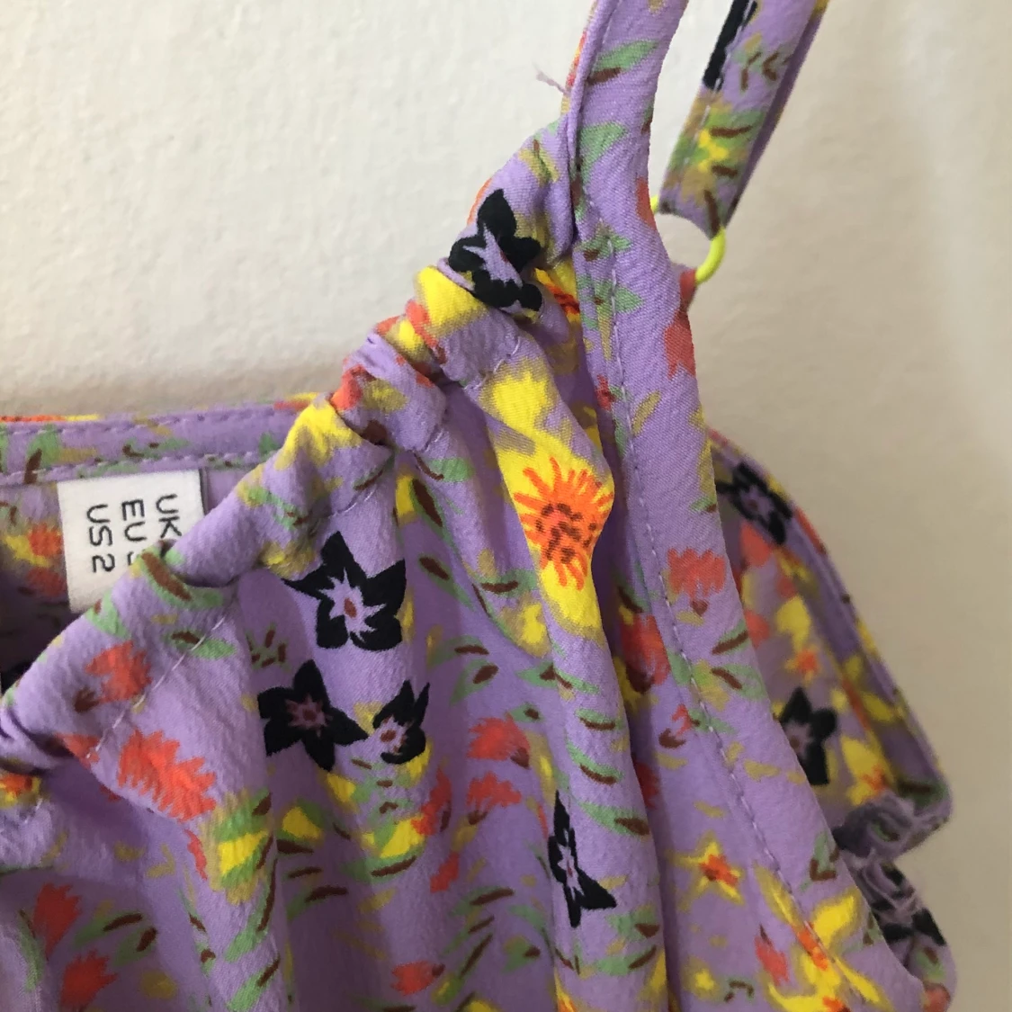 Blommig klänning från collusion strl 34 - 91