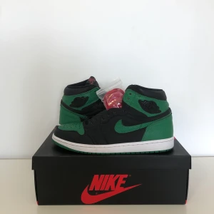 Air Jordan 1 retro high pine greens - Storlek 44,5, skick 9/10 
