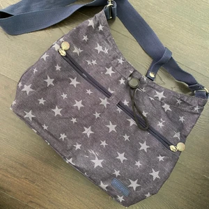  - Väska 90-tal. Nine West. 