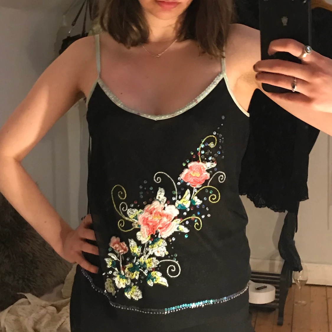 Svart broderat linne🖤 - 90