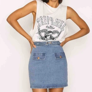  - Ny jeanskjol i stretchigt material.  Fri frakt 