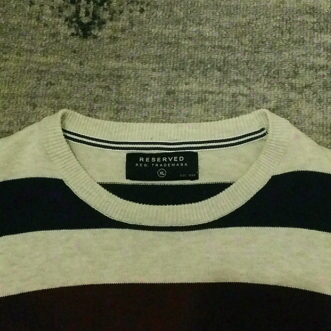 Sweatshirt från reserved - 91