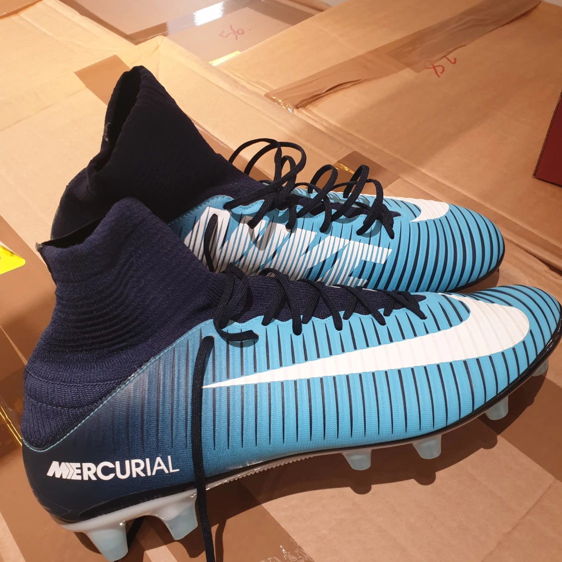 Nike Mercurial fotboll skor 