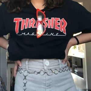  - As coolt plagg från thrasher som är nästan oanvänd. Ascoolt att matcha med några kedjor eller solglasögon! Frakt ingår tho pga att jag inte vill mötas upp <3