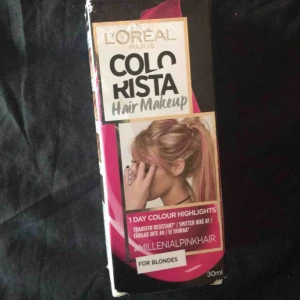  - hair makeup som håller en dag oöppnad fraktar och möter upp i norrtälje