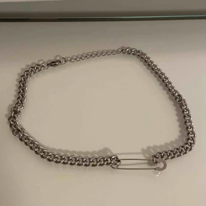  - as coolt kedjehalsband från brandy melville😍