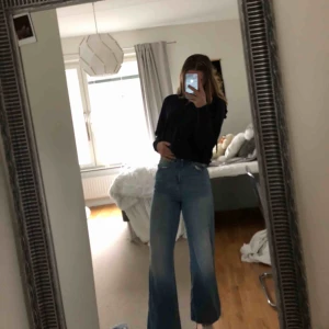  - Jätte stretchiga jeans från vero moda! kommer aldirg till användning för mig så säljer därför dom🥰
