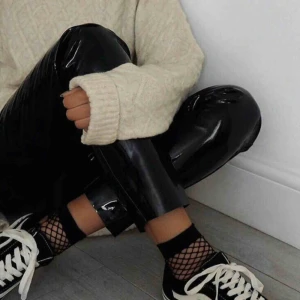  - Svarta fishnet strumpor, aldrig använd  Möts upp eller fraktar🌸