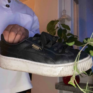  - Pumaskor🦋 använda men fina fortfarande!!