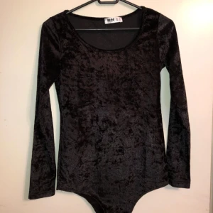  - Svart body från DM aldrig använd endast testad. Frakt ingår, tar swish 
