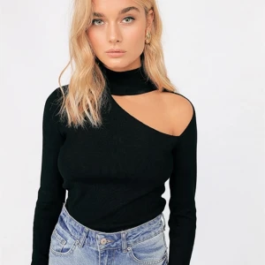  - Söker denna too från  Chiquelle!!