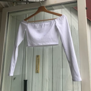 Croptop - Aldrig använd