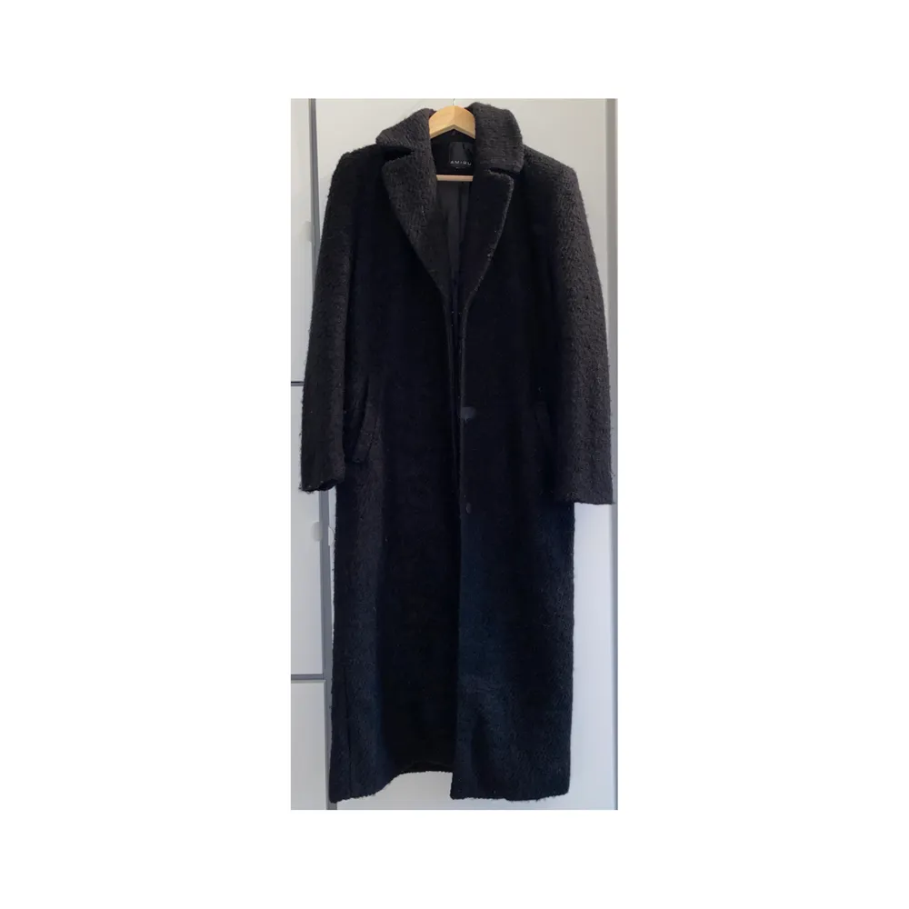 Amisu coat - M( straight fit). Jackor.