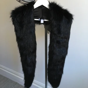Fanny Lyckman for Estradeur Fuskpälskrage svart - Nyskick, fuskpäls