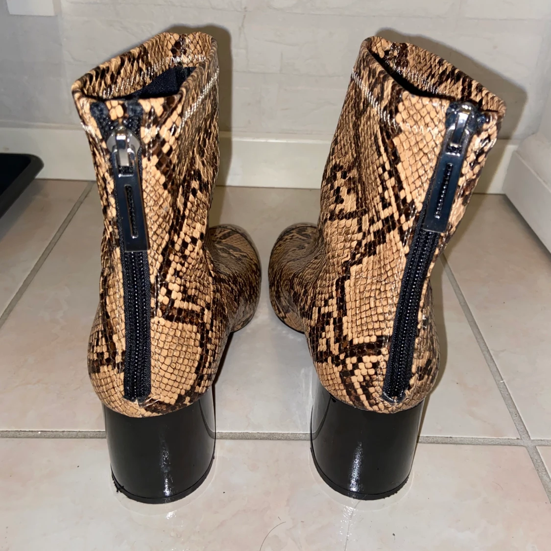 Oanvända Zara Snake print ankle boots - 91