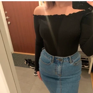 Na-kd body - Storlek M men skulle säga att den passar XS-M. Endast använd 1 gång