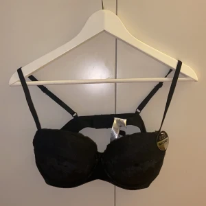 BALCONETTE BH - Strl 80B, prislapp kvar! 