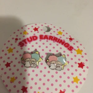 Little Twin Stars örhängen - Oanvända örhängen med Little Twin Stars på. Porto ingår 🌸