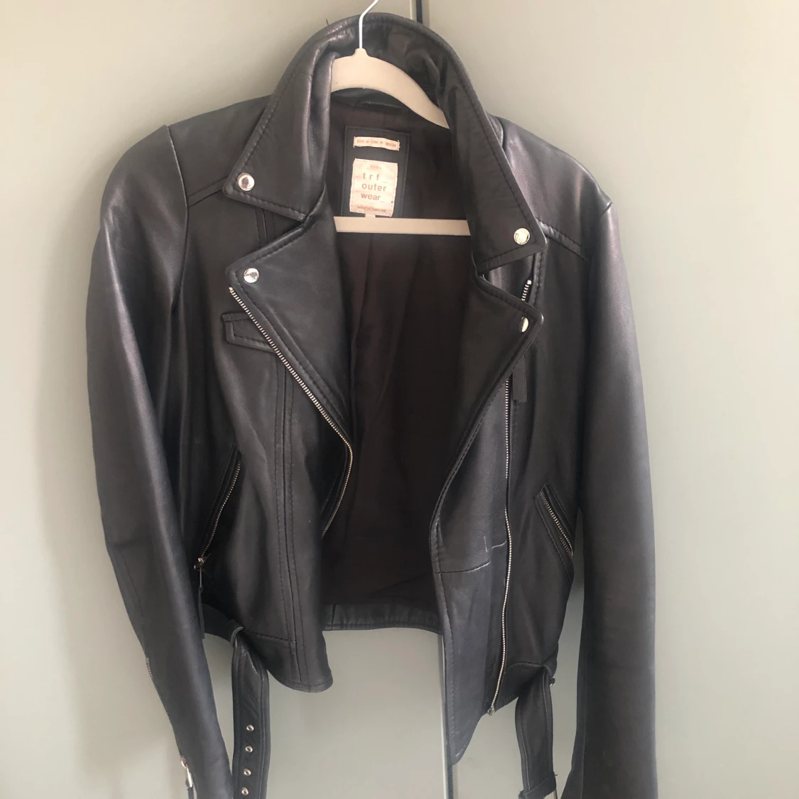 Fejk skinnjacka från Zara 