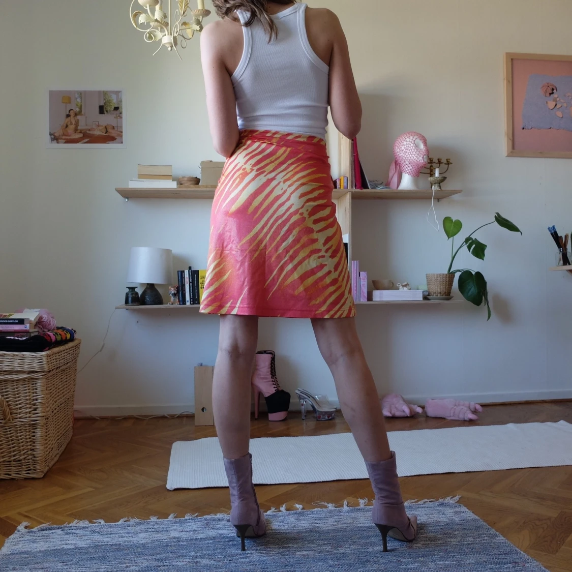 ORANGE/GUL TIGERMÖNSTRAD KJOL - 90