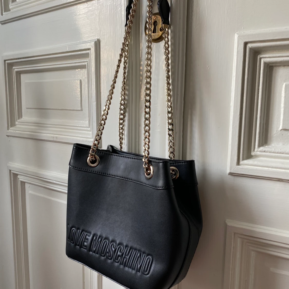 Love Moschino väska - 90