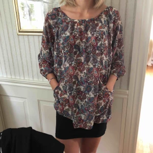  - Söt y2k tunika från Kappahl! Köparen står för frakt 🤠