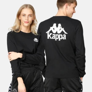 Kappa tröja  - Långärmad tröja från kappa, använd cirka 10/20 gånger och är i relativt bra skick. Lite gråsvart i färgen och en perfekt vardagströja!! Frakt tillkommer 📦 