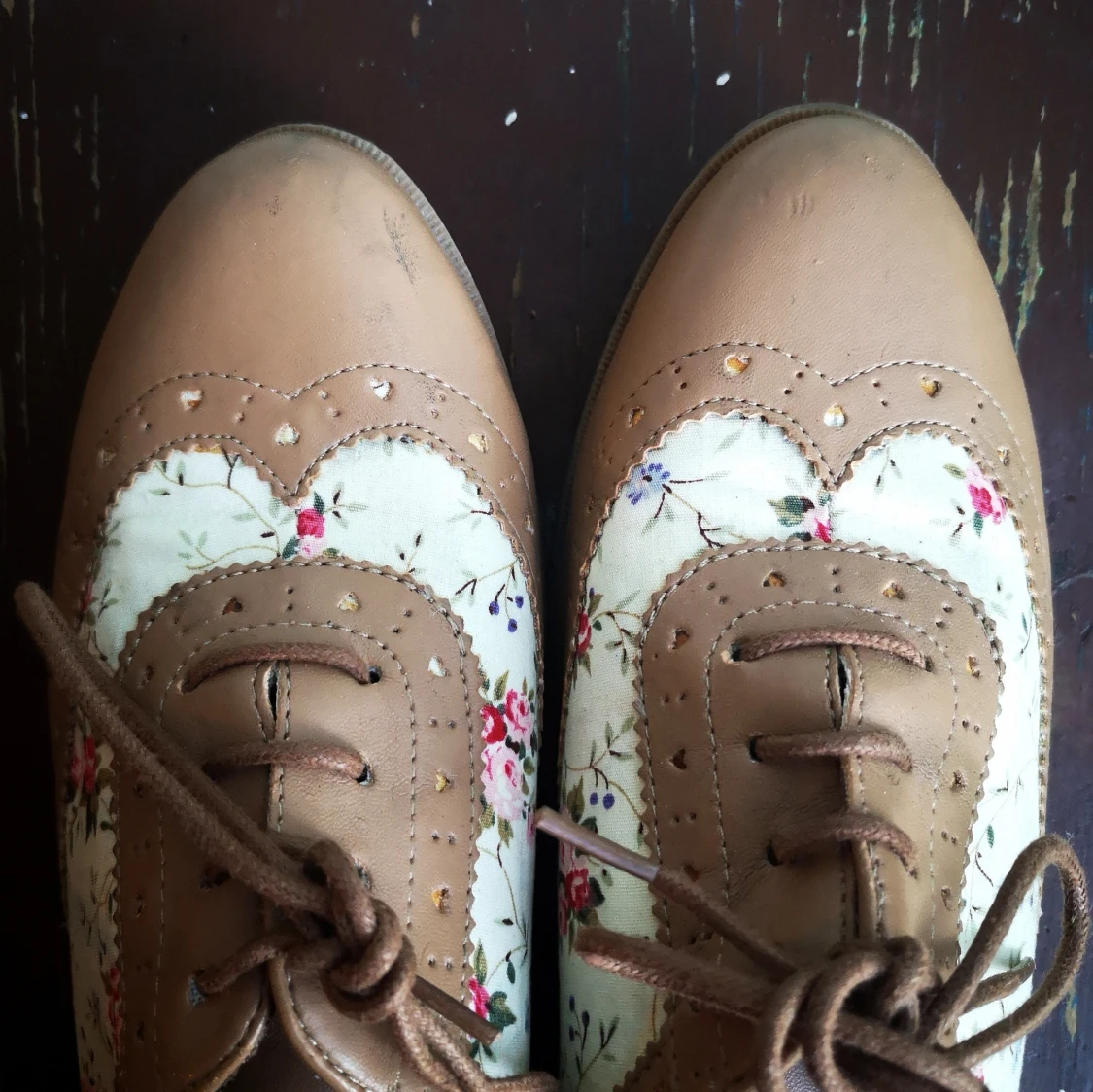 Blommiga vintage skor - 91