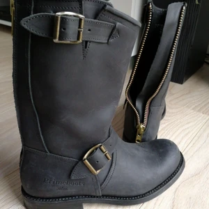 37 - Nästan ny passar 36/37