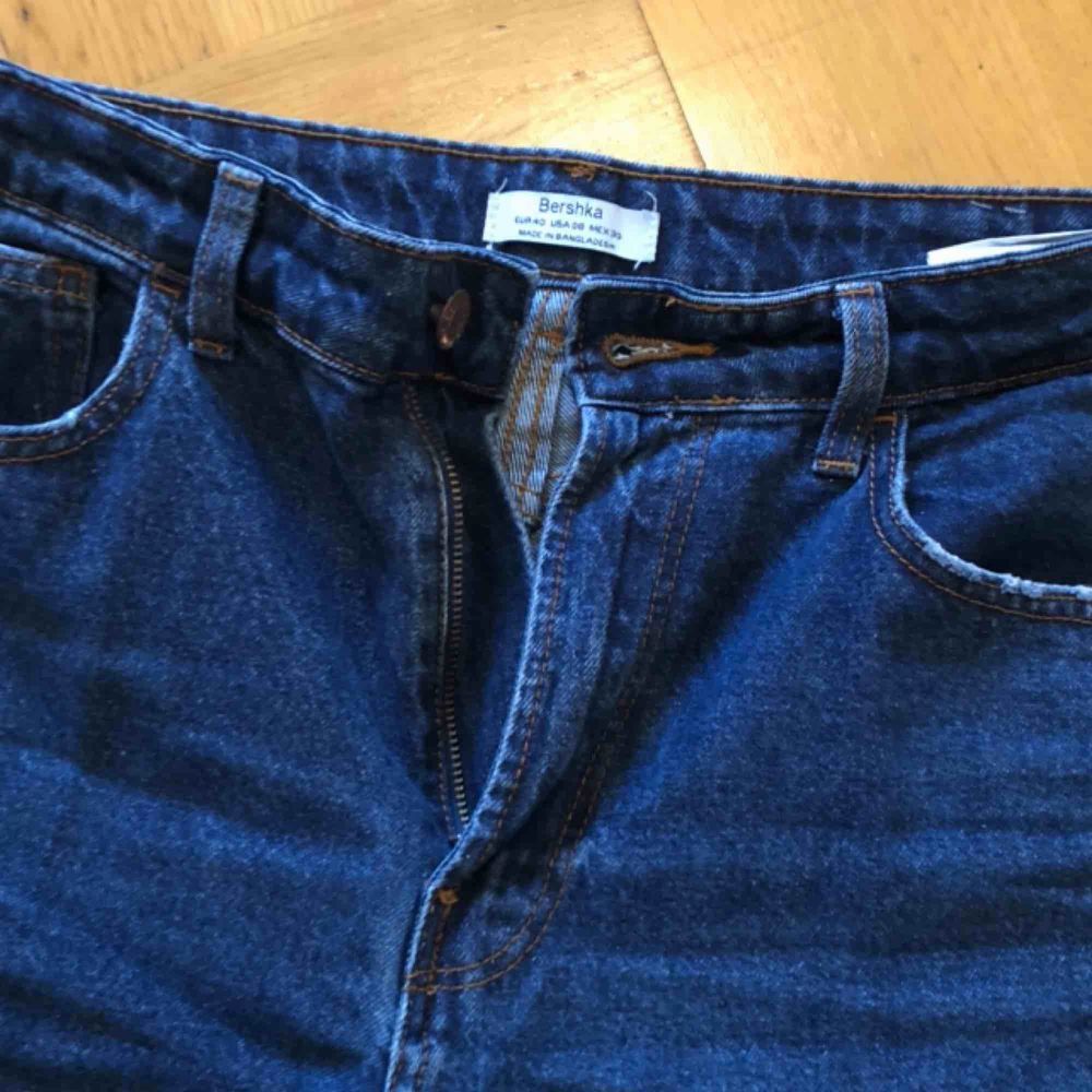 Superfina jeans från Berschka. Köpta i Dublin. Frakt tillkommer.. Jeans & Byxor.
