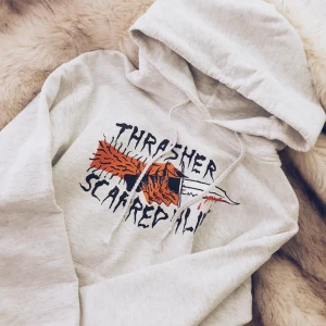  - 🔥 Intressekoll på en äkta thrasher-hoodie "scarred4life" 