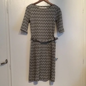 Randig klänning - •Brand new dress from Bric.a.brac  •Never worn before, price tag still on  •Swish or cash  