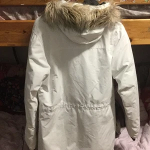  - Helt ny Everest jacka! Köpt för en månad sen för 1300kr.