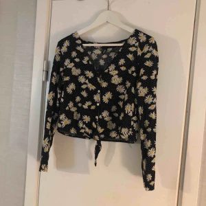  - Jättesöt kort topp från H&M