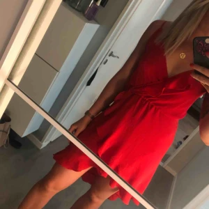  - Söt sommarklänning   Priset är inkl frakt 