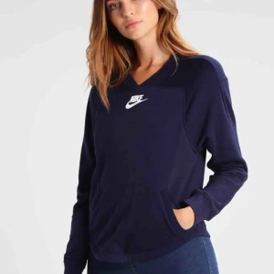  - Nike tröja i nytt skick, storlek S  Fri frakt 