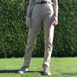  - Cargo byxor från Sweet sktbs De är i herrstorlek men passar utmärkt som unisex!!