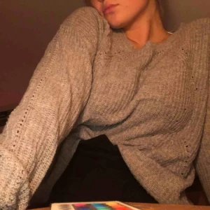  - tröja från gina! frakt ingår!