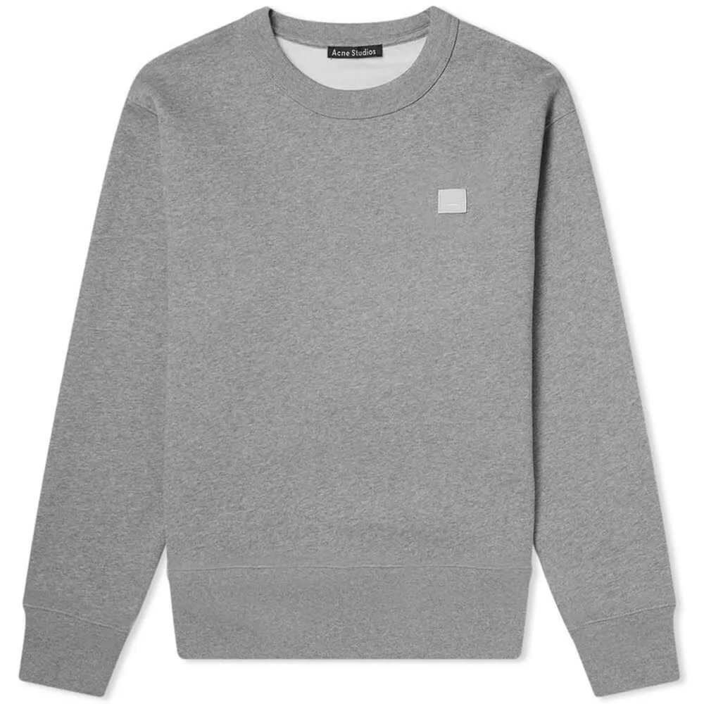 Acne studios crewneck grå, storlek xs. Passar folk från 170cm och mindre. Cond: 8/10, inga flaws bara legat i garderoben. Nypris 1800kr. . Tröjor & Koftor.