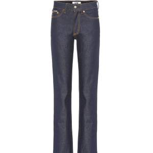 Eytys straight cypress Cali jeans | jeansblå (exakt som på första bilden) | säljer för att jag som är för stora | långa i benen | nyskick | nypris: 1900kr|  unisex | buda