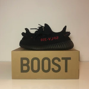 Adidas Yeezy Boost 350 V2 - Adidas Yeezy Boost 350 V2 2017/2020. Helt nya kvitto finns 