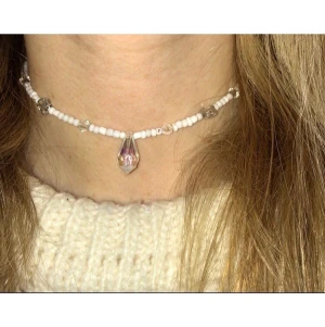 Superfina handgjorda smycken😍✨ - Säljer massa olika handgjorda smycken just nu under min tid som sjukhusinlagd 🤍 finns på Instagram: Togetherjewellery 