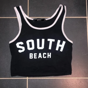 Linne - Linne köpt här på plick, jättefint men kommer tyvärr inte till användning. 35kr + frakt 🥰🥰