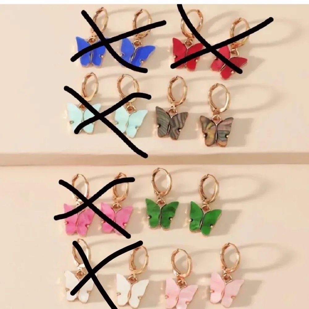 Säljer dessa urgulliga örhängen och halsband🦋 Örhängen 40kr/st , halsband 50kr/st🥰 vill man köpa både halsband & örhängen eller flera stycken kan ett paketpris diskuteras✨. Accessoarer.